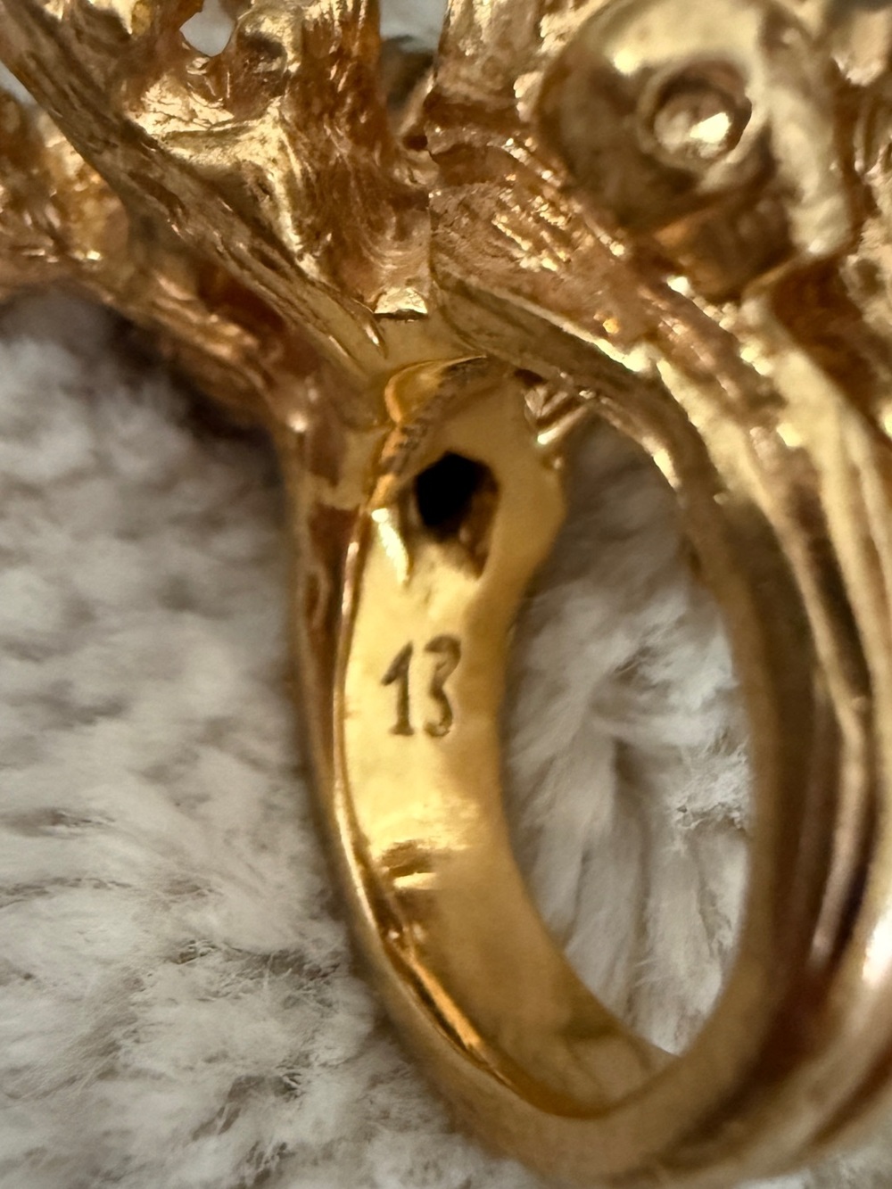 Alexander McQueen Crystal Cocktail Ring - Picture 7 of 10
